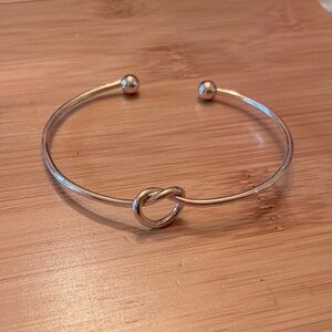 Elegant Knot Bangle Bracelet